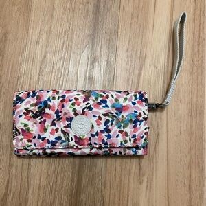 Kipling Rubi Large Printed Nylon Wristlet Wallet in Lucky Leaves